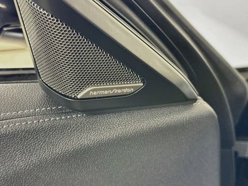Used 2022 BMW Z4 M40i w/ Premium Package RWD image 19