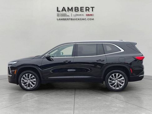 Used 2025 Buick Enclave Preferred image 2