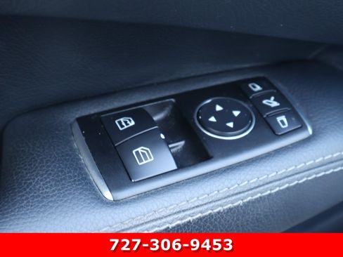 Used 2017 Mercedes-Benz SL 550 image 15