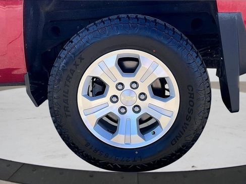 Used 2018 Chevrolet Silverado 1500 LT w/ All Star Edition image 33