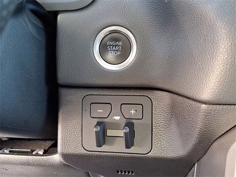 Used 2024 Toyota Tundra Limited image 26