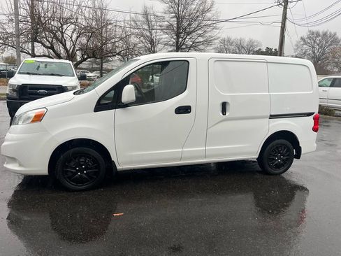 Used 2021 Nissan NV200 SV w/ Back Door Glass Package image 7