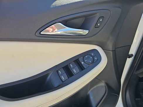 Used 2023 Buick Encore GX Preferred image 21