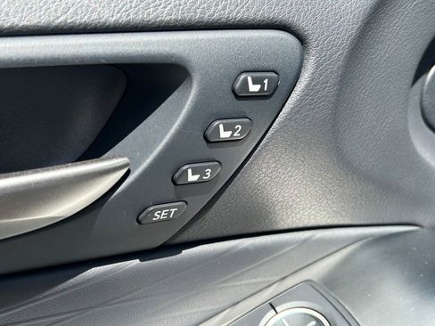 Used 2024 Lexus IS 500 RWD image 23