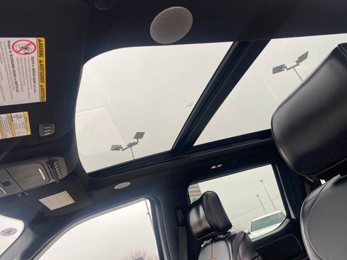 Used 2024 Ford F250 Platinum w/ FX4 Off-Road Package image 22