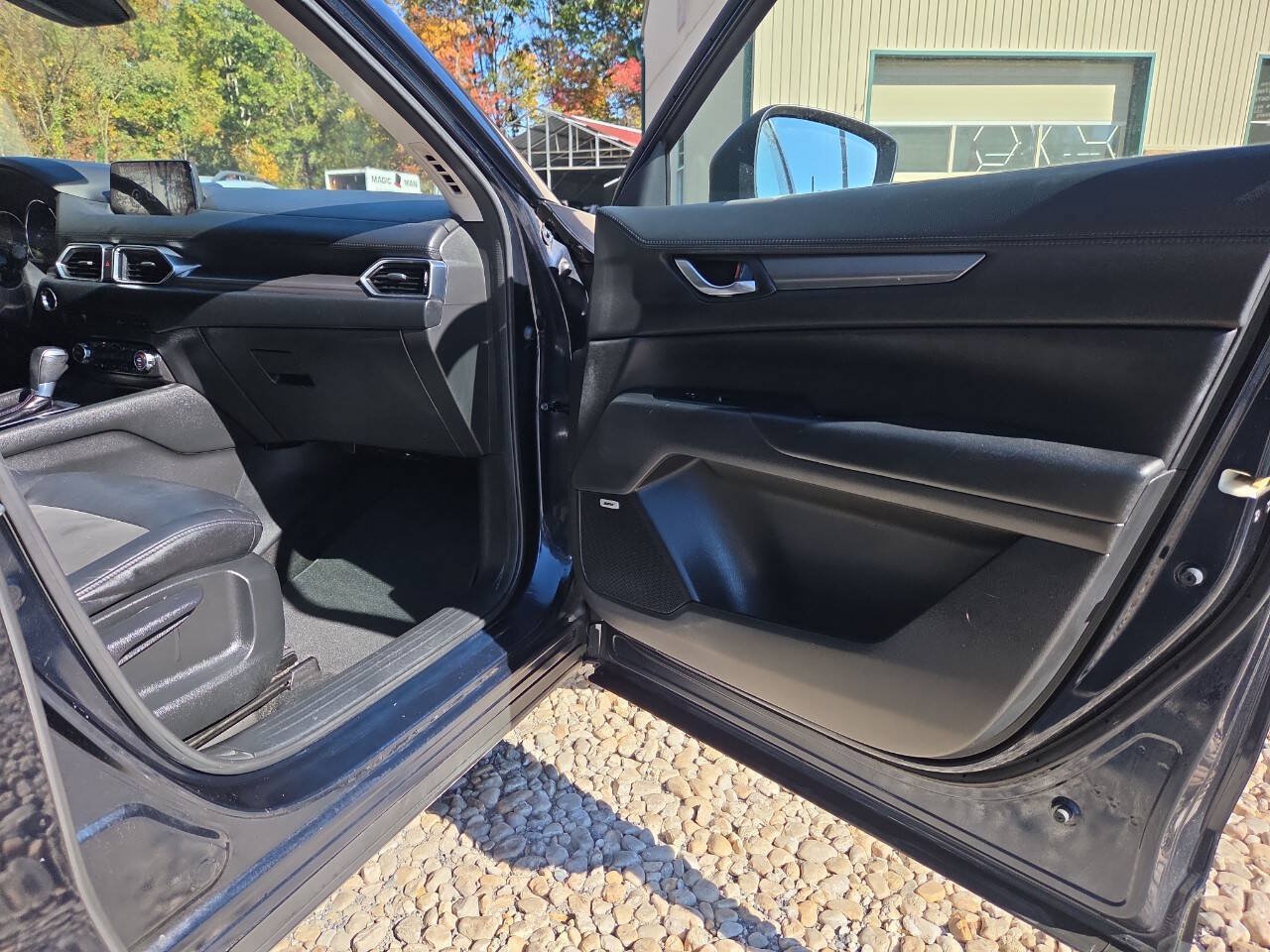 Used 2017 MAZDA CX-5 Touring w/ Preferred Equipment Package AWD/4WD image 25