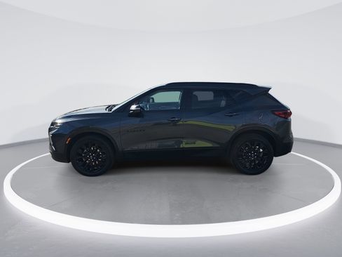 Used 2022 Chevrolet Blazer LT w/ Sound & Technology Package image 6