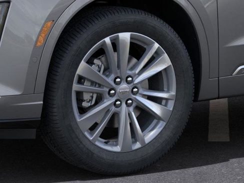 New 2025 Cadillac XT6 Premium Luxury w/ Technology Package image 32