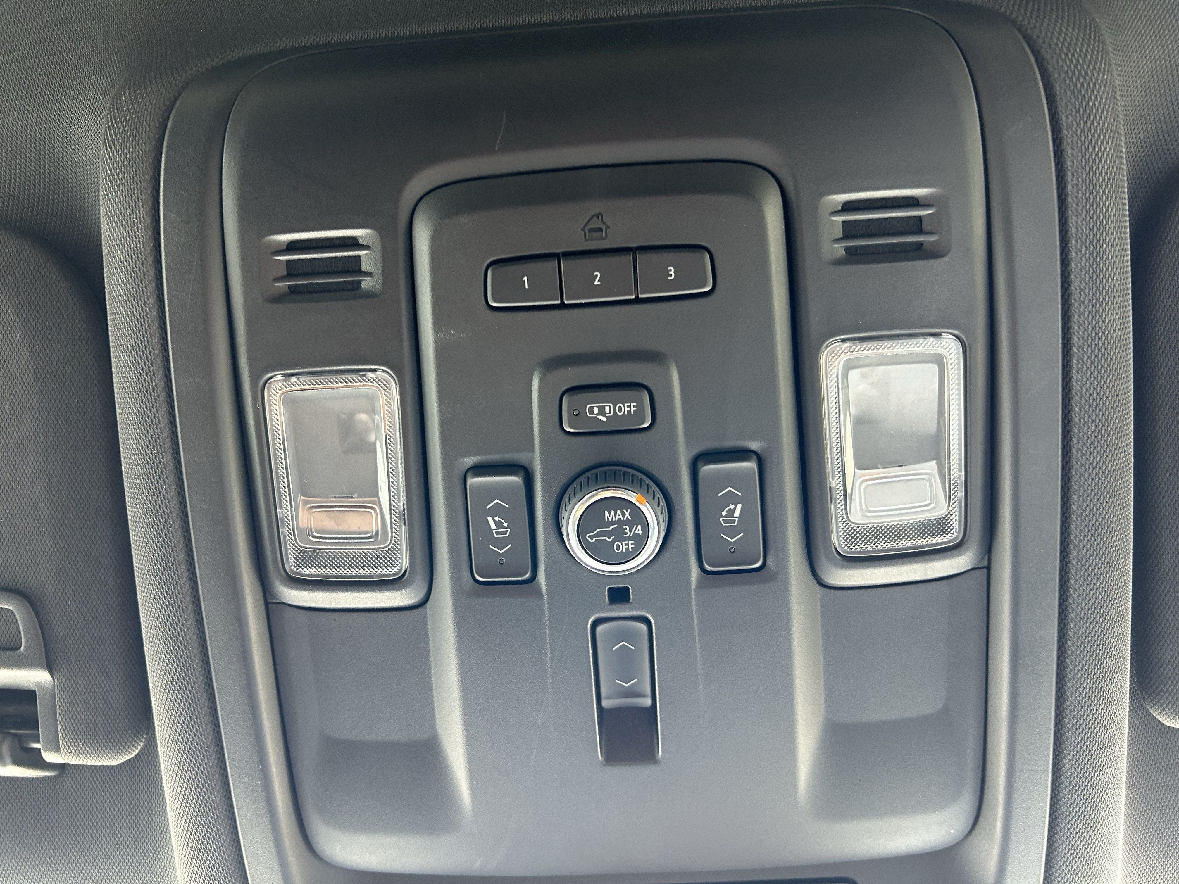 Used 2023 Chevrolet Tahoe RST w/ RST Performance Edition AWD/4WD image 25