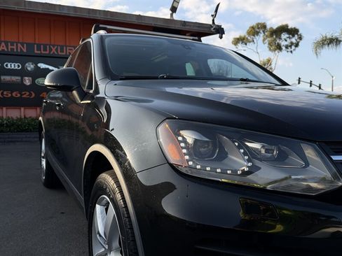 Used 2012 Volkswagen Touareg Hybrid AWD/4WD image 31