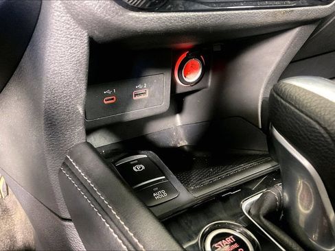 Used 2024 Nissan Kicks SR w/ SR Premium Package FWD image 27