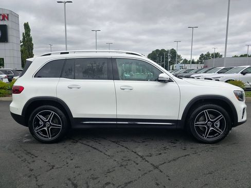 New 2026 Mercedes-Benz GLB 250 4MATIC image 7