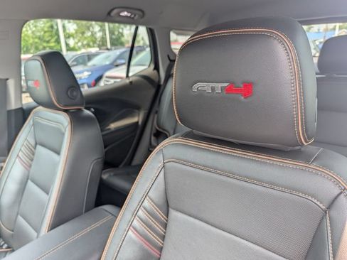 Used 2024 GMC Terrain AT4 AWD/4WD image 15
