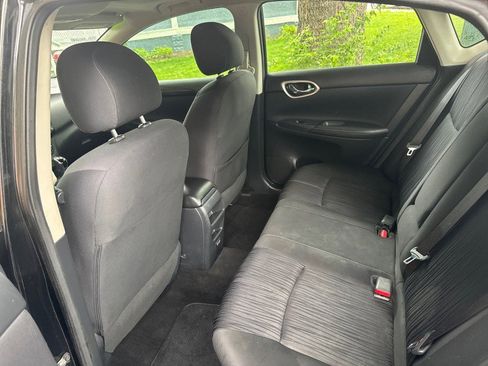 Used 2017 Nissan Sentra SV w/ Style Package FWD image 29