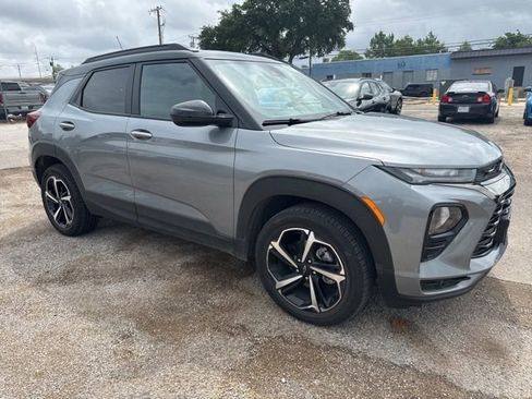 Used 2023 Chevrolet TrailBlazer RS w/ Convenience Package AWD/4WD image 1