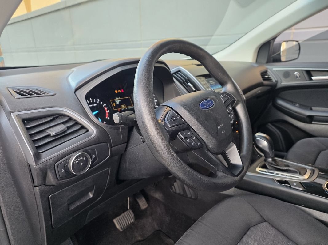 Used 2015 Ford Edge SE AWD/4WD image 11