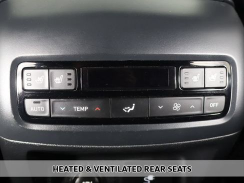 Used 2020 Hyundai Palisade Limited FWD image 11