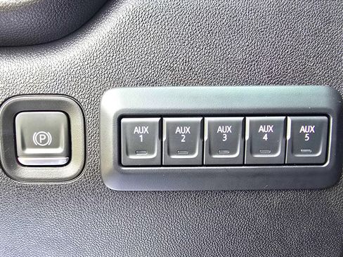 New 2025 GMC Sierra 3500 Pro w/ Convenience Package image 28