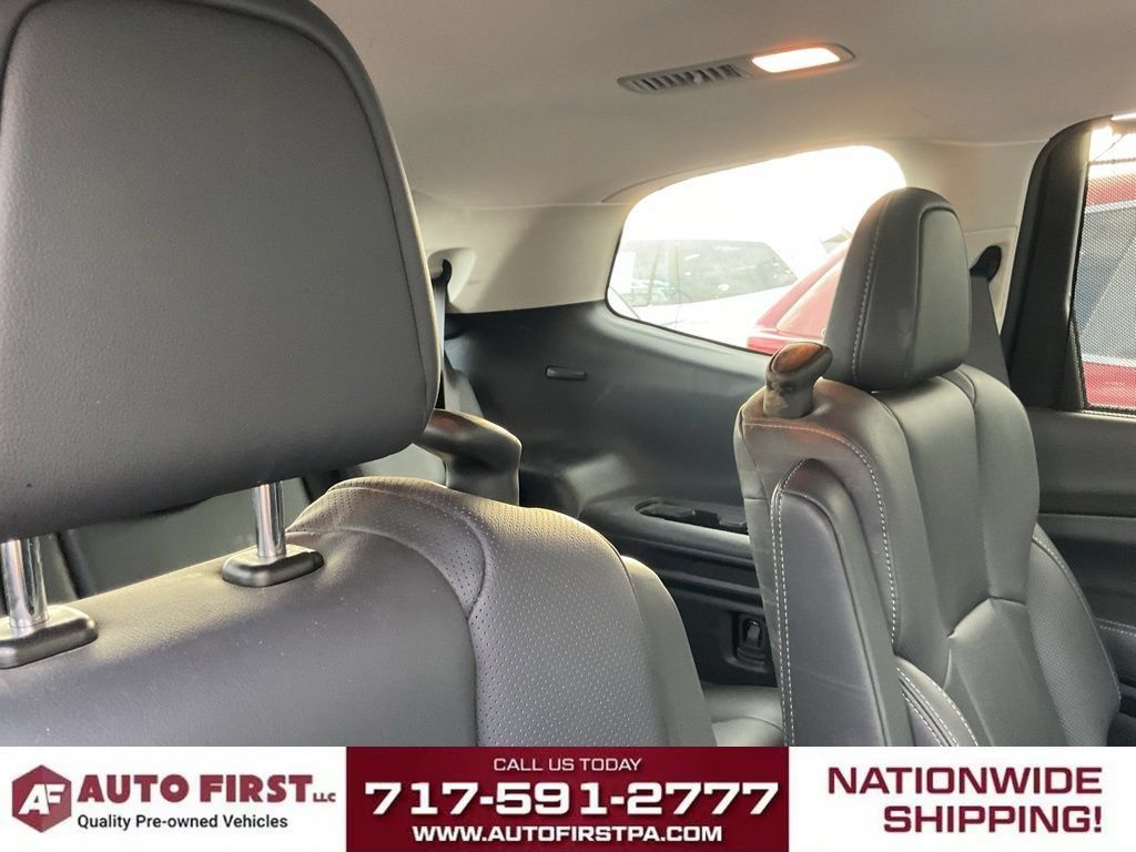 Used 2023 Subaru Ascent Limited AWD/4WD image 13