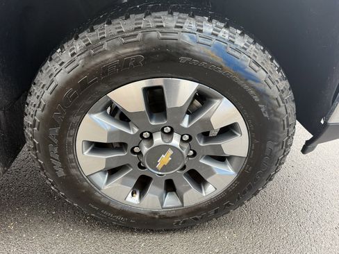 Used 2025 Chevrolet Silverado 2500 LT w/ All Star Edition image 10