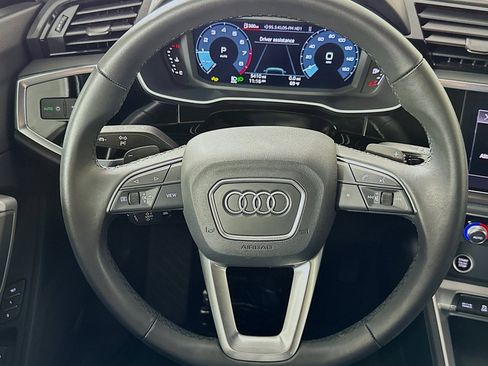 Used 2025 Audi Q3 2.0T Premium w/ Convenience Package image 19