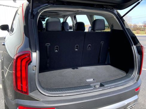 Used 2020 Kia Telluride S w/ S 8 Passenger Seating Package image 28