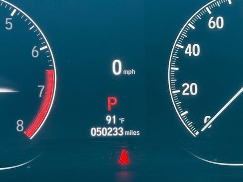 Used 2021 Honda Accord EX-L image 9