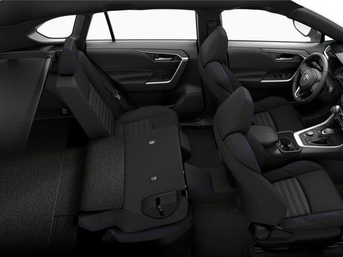 New 2025 Toyota RAV4 SE w/ Convenience Package image 7