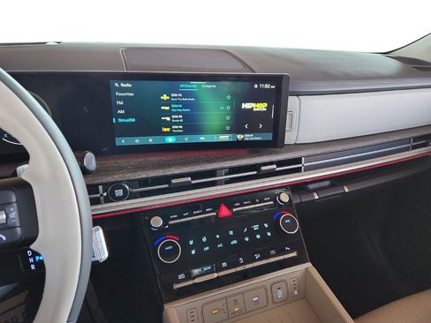 Used 2025 Hyundai Santa Fe Calligraphy image 23