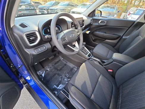 New 2026 Hyundai Venue SE image 16