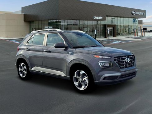 New 2026 Hyundai Venue SEL image 10