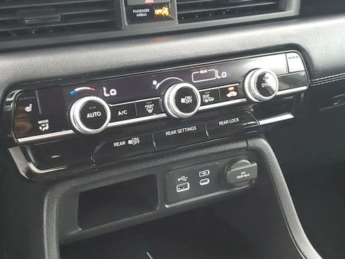 Certified 2024 Honda Pilot EX-L image 31