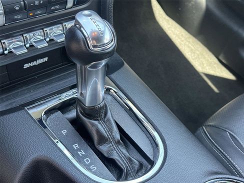 Used 2017 Ford Mustang Premium RWD image 18