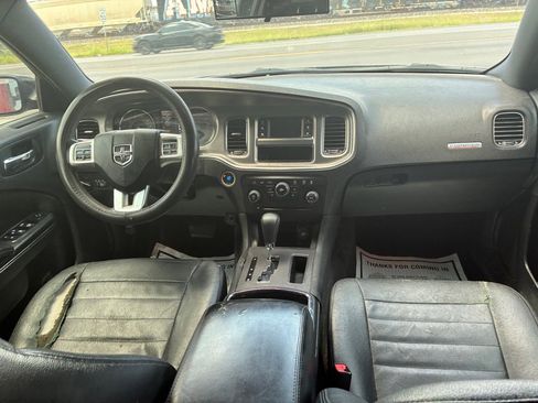 Used 2012 Dodge Charger SE RWD image 39