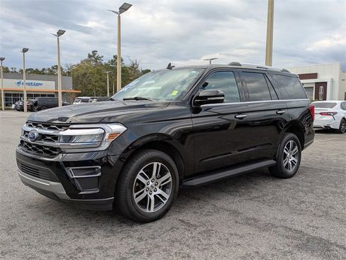 Certified 2024 Ford Expedition Limited image 8