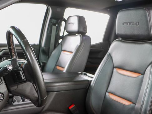 Used 2024 GMC Sierra 1500 AT4 w/ Technology Package AWD/4WD image 29