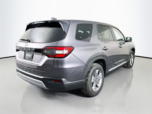 New 2025 Honda Pilot EX-L image 16