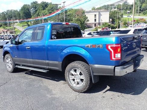 Used 2017 Ford F150 XLT w/ Equipment Group 302A Luxury AWD/4WD image 4