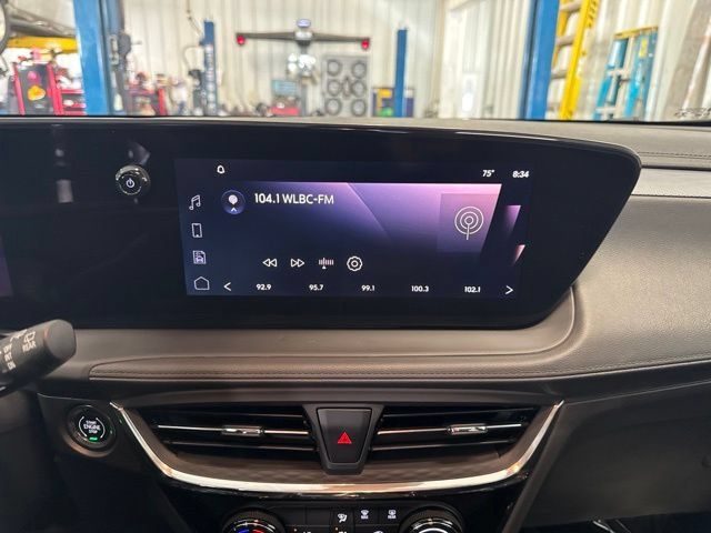 Used 2026 Buick Encore GX Sport Touring w/ Advanced Technology Package FWD image 5
