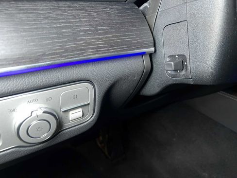 New 2026 Mercedes-Benz GLE 350 4MATIC image 26