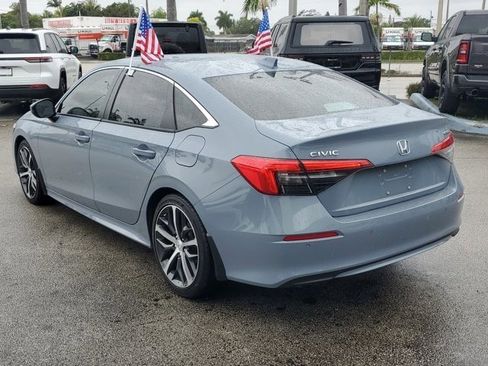 Used 2024 Honda Civic Touring image 5