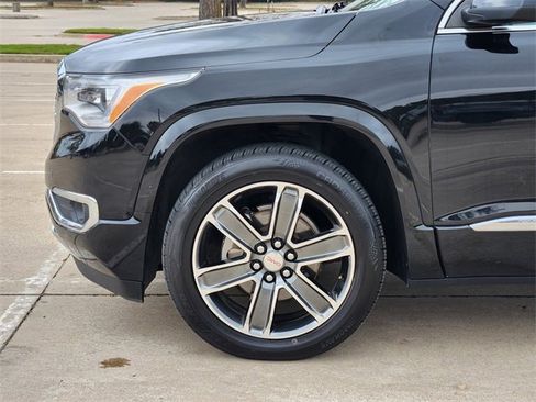 Used 2018 GMC Acadia Denali w/ Technology Package image 8