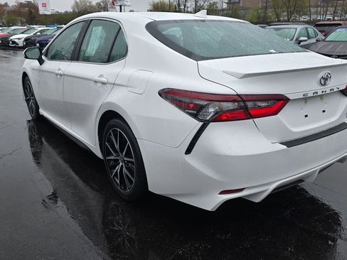 Used 2023 Toyota Camry SE AWD/4WD image 6