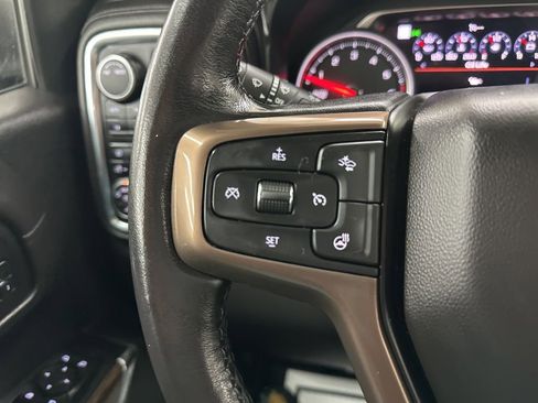 Used 2020 Chevrolet Silverado 1500 High Country w/ Technology Package image 34