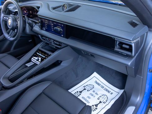 New 2026 Porsche Macan 4 Electric AWD/4WD image 58