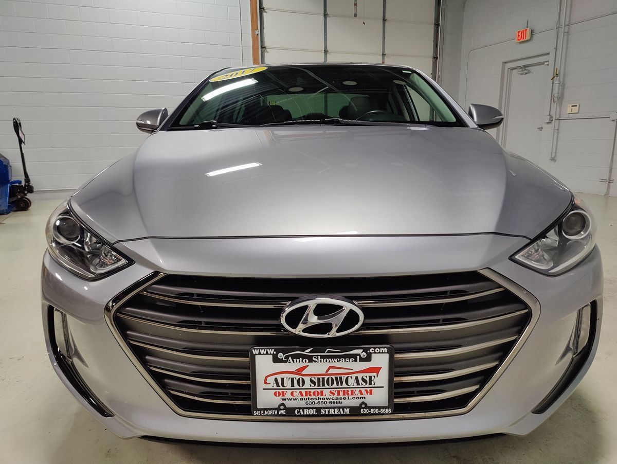 Used 2017 Hyundai Elantra Limited w/ Limited Tech Package 04 FWD image 3
