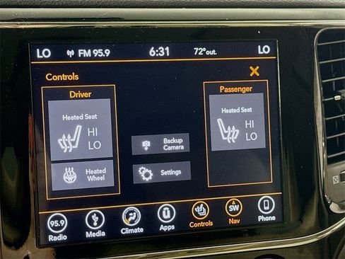 Used 2019 Jeep Grand Cherokee Limited image 14