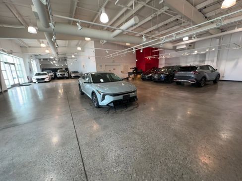 Used 2025 Kia K4 FWD image 12