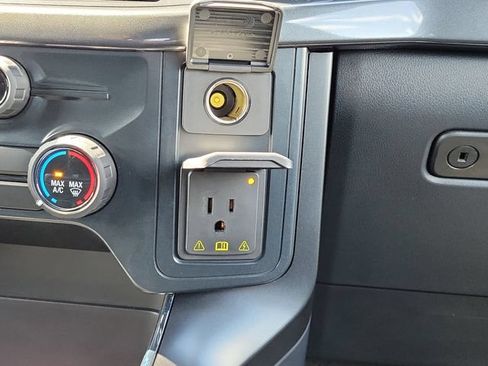 Used 2025 Ford F150 STX w/ Equipment Group 200A RWD image 29