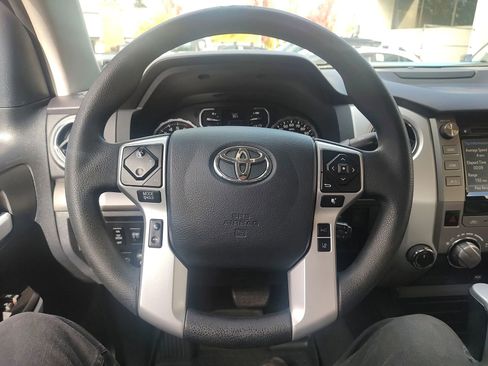 Used 2019 Toyota Tundra SR5 w/ SR5 Upgrade Package image 11